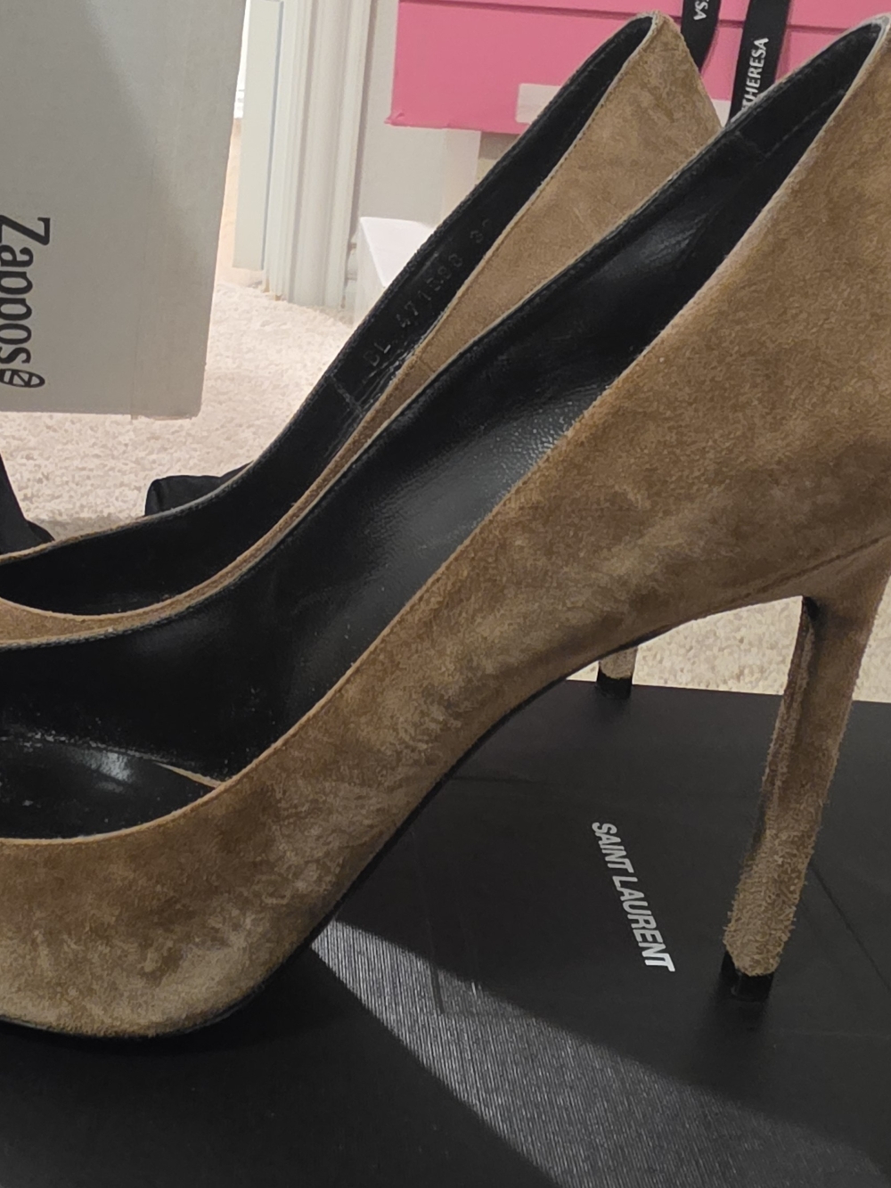 Saint Laurent Women’s Brown Suede Pointed-Toe Pumps - Picture 3 of 15